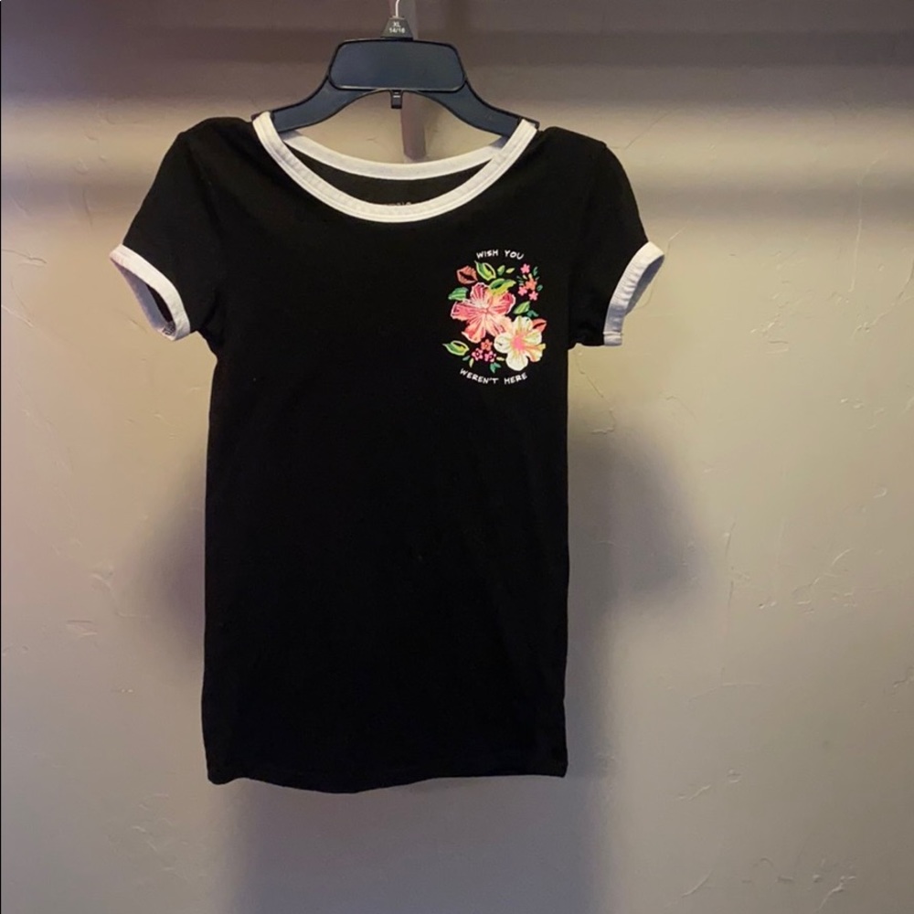 Graphic tee